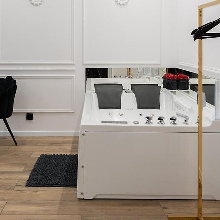 Apartament Shine Prywatne Jacuzzi Starowislna Kraków Exteriör bild