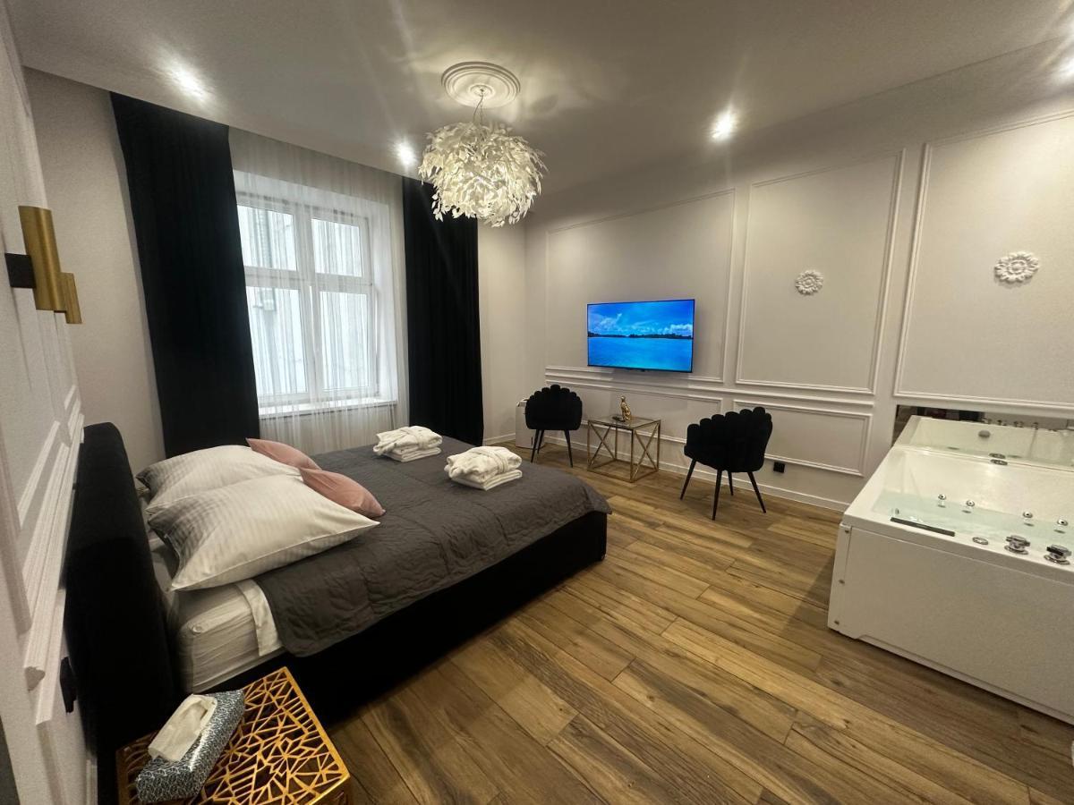 Apartament Shine Prywatne Jacuzzi Starowislna Kraków Exteriör bild