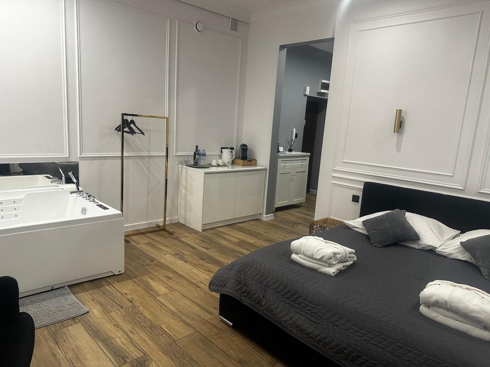 Apartament Shine Prywatne Jacuzzi Starowislna Kraków Exteriör bild