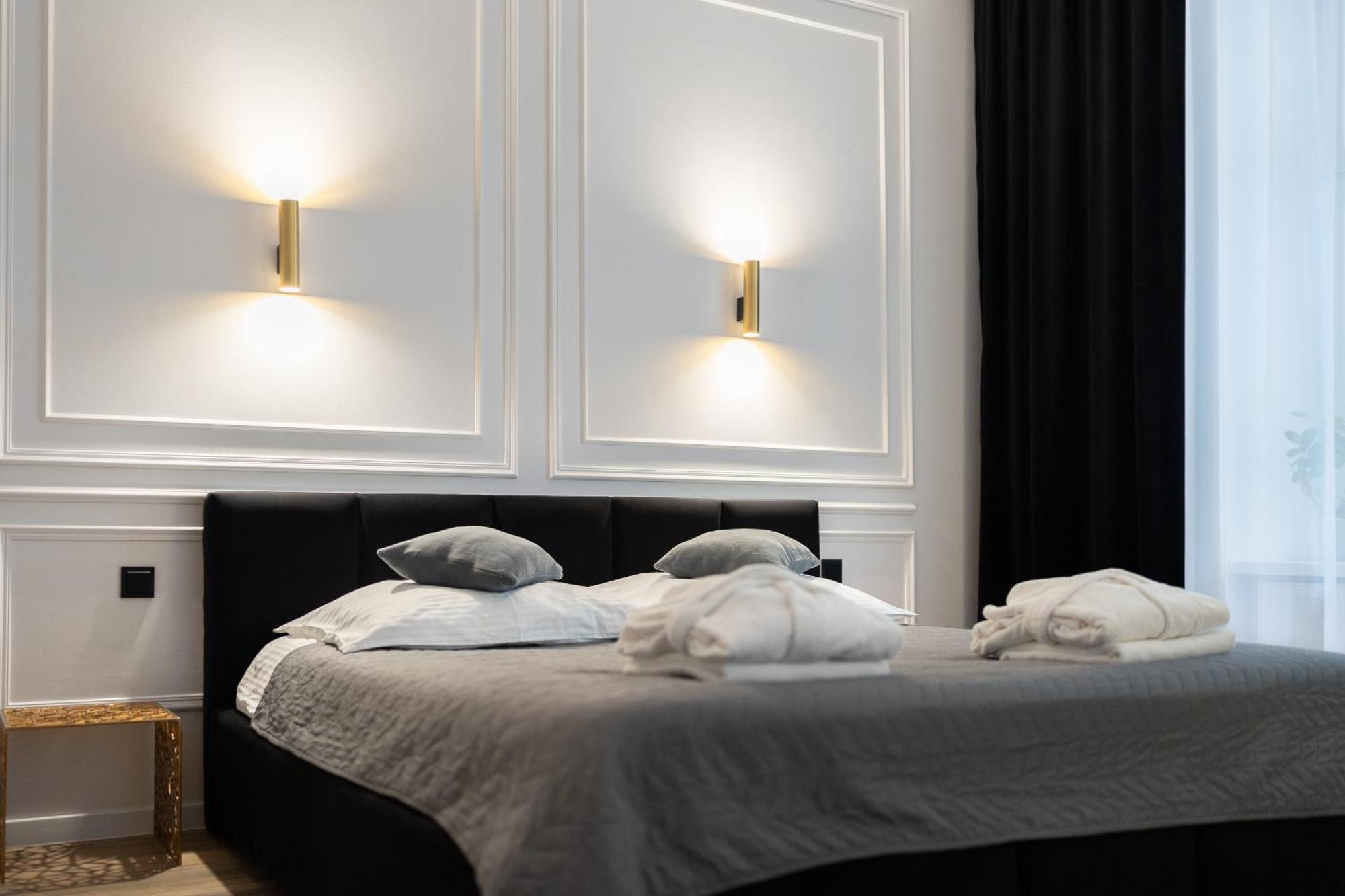 Apartament Shine Prywatne Jacuzzi Starowislna Kraków Exteriör bild